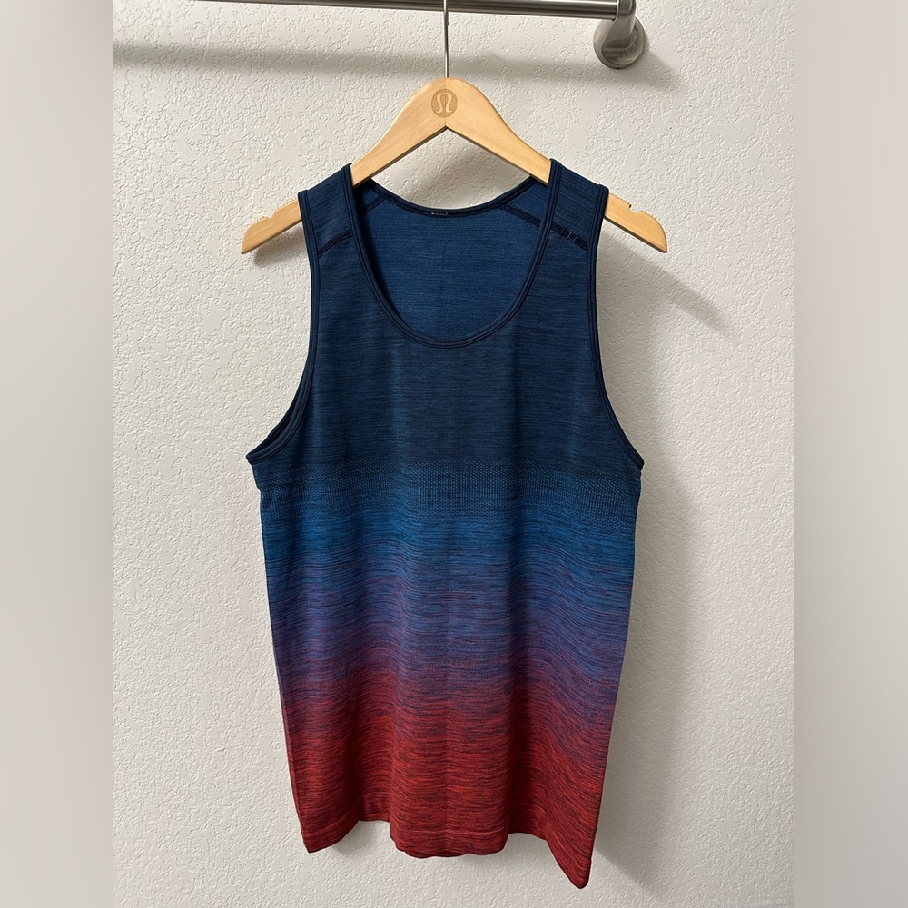 Men’s lululemon Metal Vent Tech Tank size small